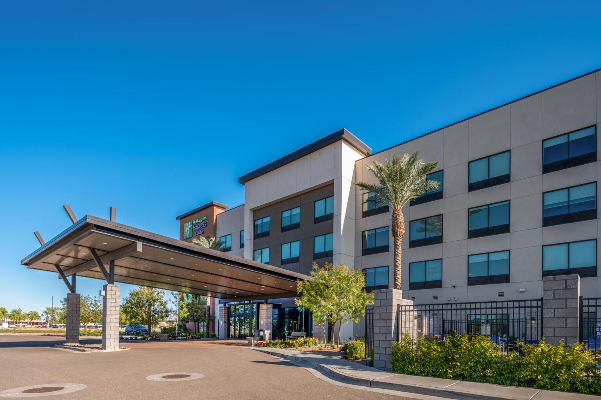 Holiday Inn Express & Suites - Gilbert - Mesa Gateway Airport Экстерьер фото